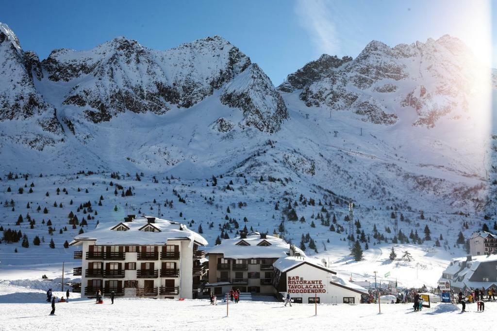 Apartament Monolocale A Passo Tonale Passo del Tonale Zewnętrze zdjęcie